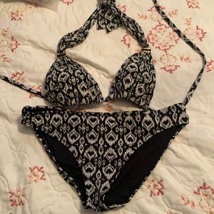 La Blanca bikini size large